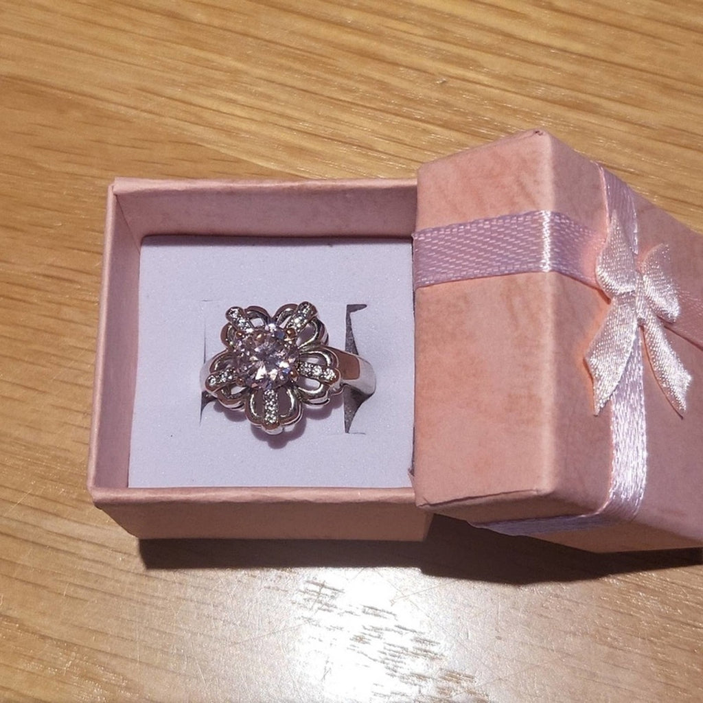 Floral ring with pink center stone with rhinestones on each petal | Size 8