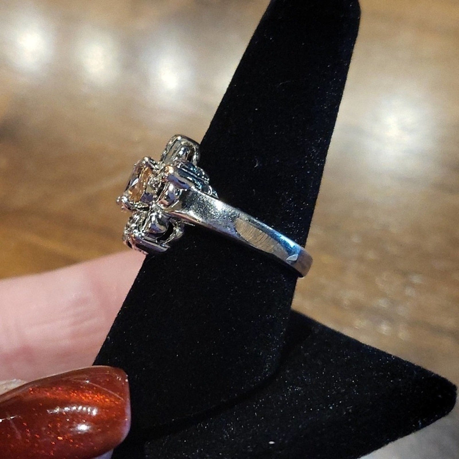 Floral ring with pink center stone with rhinestones on each petal | Size 8