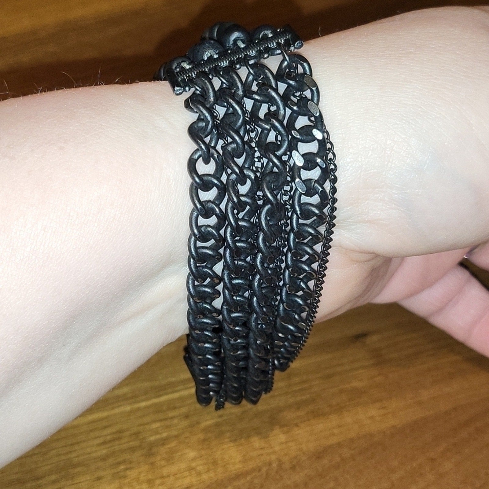 Black beaded and chain fashion stretch bracelet