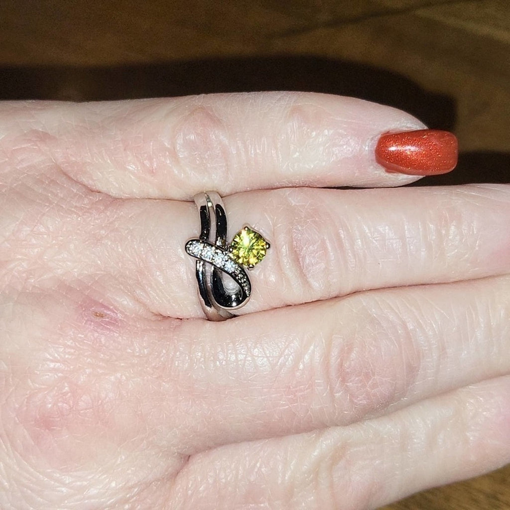 Fashion ring faux diamond's & yellow stone | size 7.5